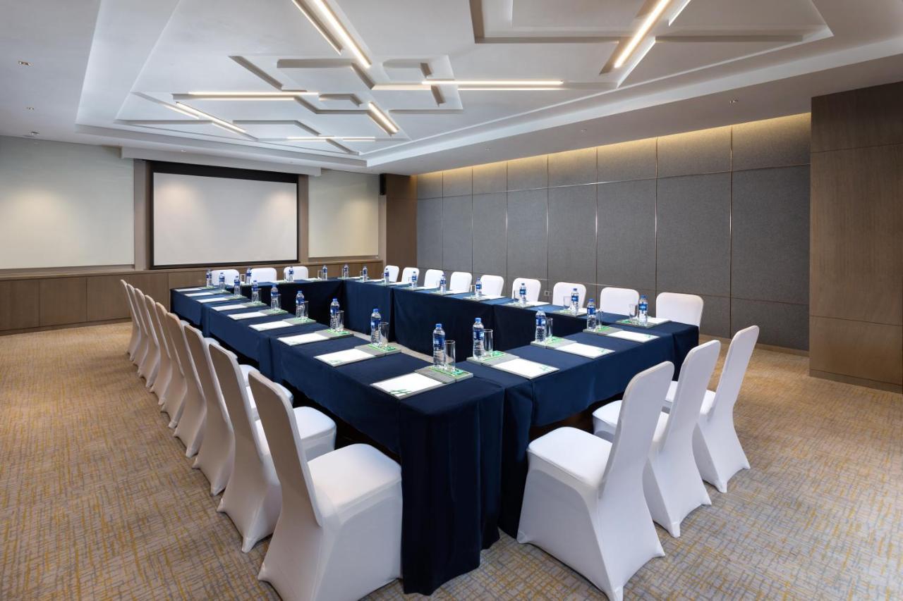 Holiday Inn Guiyang City Center By Ihg Exterior foto