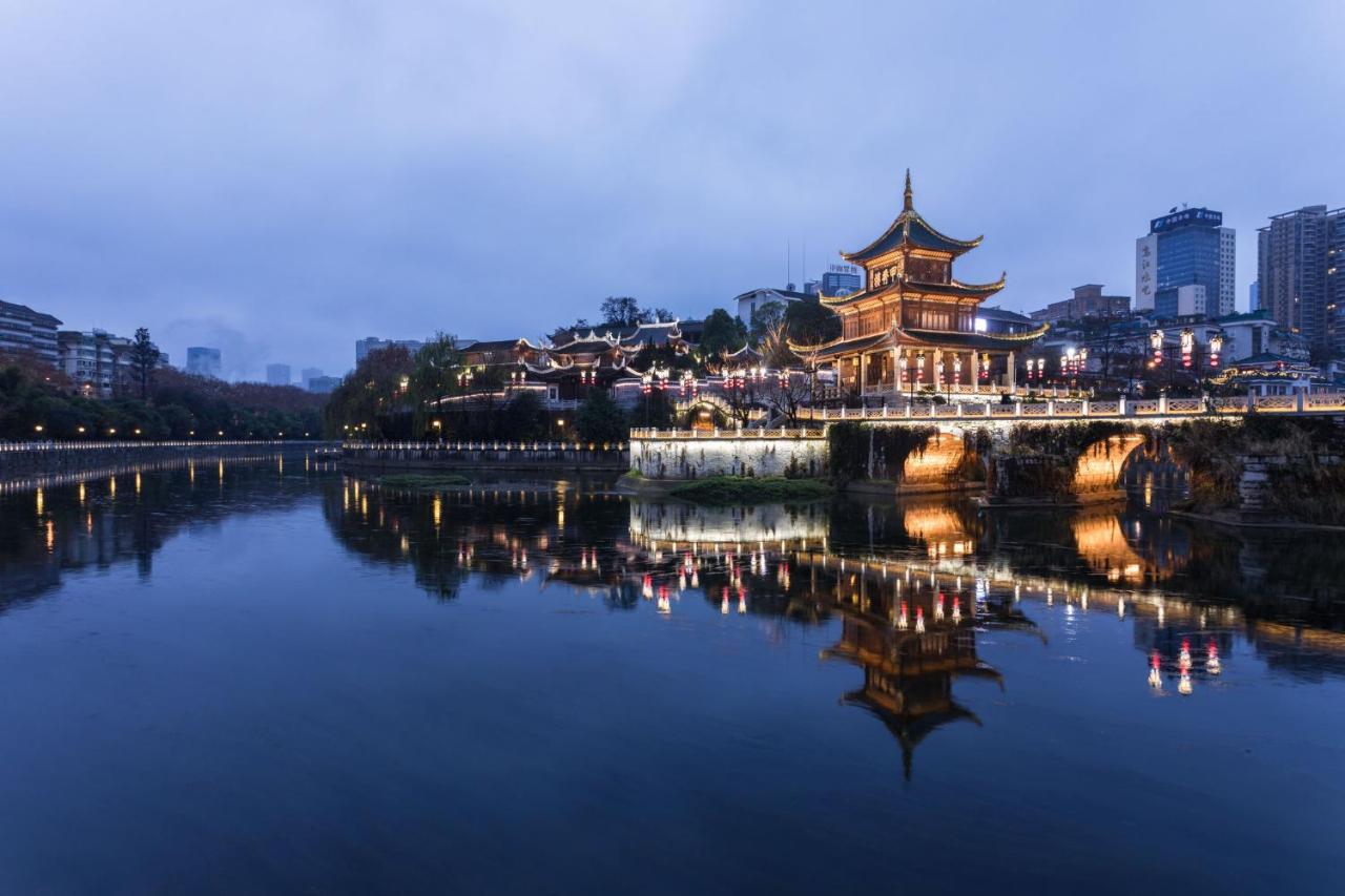 Holiday Inn Guiyang City Center By Ihg Exterior foto
